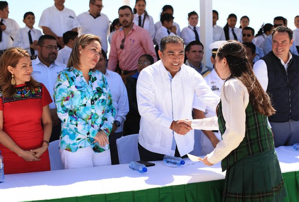 1-ALCALDE-DE-LOS-CABOS-EVENTO-DIA-DE-LA-BANDERA.jpg