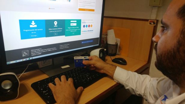 implementamos-un-sistema-facil-comodo-y-rapido-para-que-los-usuarios-realicen-su-pago-desde-una-computadora-o-un-celular-inteligente-senalo-oscar-c_1486579606