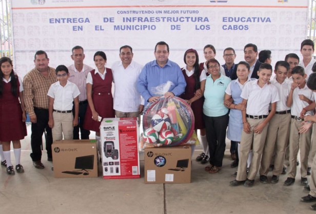 2-CUMPLE-GOBIERNO-ESTATL-Y-MUNICIPIO-CON-ESTUDIANTES-ZONA-RURAL