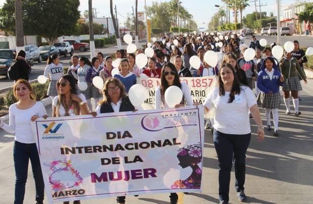 dia de la mujer comondu