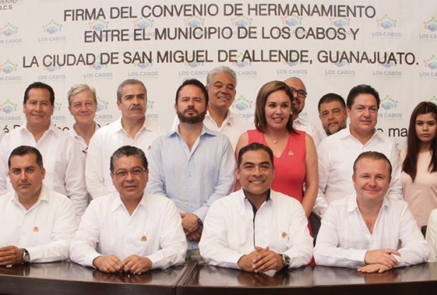 1-FIRMA-CONVENIO-HERMANAMIENTO-LOS-CABOS-Y-SAN-MIGUEL-DE-ALLENDE