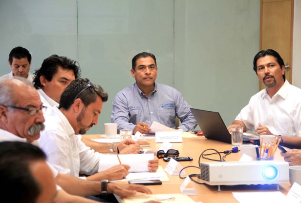 1-ALCALDE-EXHORTA-A-DESARROLLADORES-PARA-SEGUIR-LINEAMIENTOS-DEL-PDU