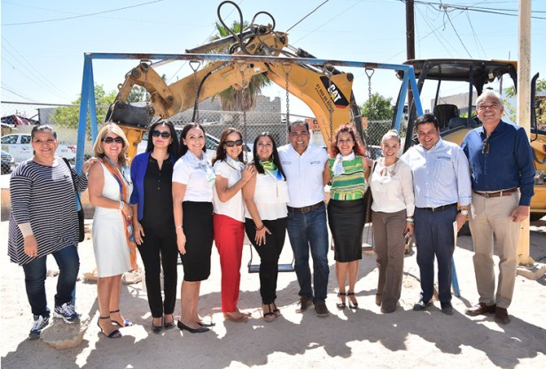 2-MUJERES-EMPRESARIAS-SE-SUMAN-AL-PROYECTO-DE-RECUPERACION-DE-PARQUES-Y-ESPACIOS-PUBLICOS