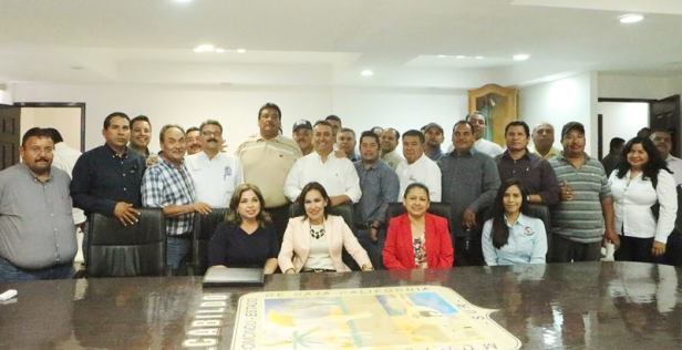 burocratas pelayo.jpg