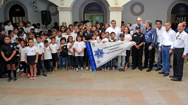 Clausura Curso Soy hij@ de Policía y Estoy Orgullos@3.jpg