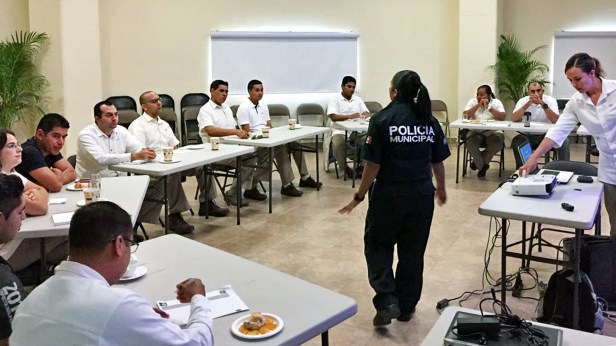 EXTIENDE SEGURIDAD PÚBLICA CAPACITACIÓN DE PRIMER RESPONDIENTE A ELEMENTOS PRIVADOS