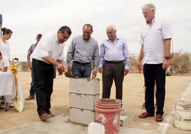 GOBIERNO DE LOS CABOS Y LA ASOCIACIÓN INSPIRE MÉXICO  COLOCAN PRIMERA PIEDRA DEL CENTRO DE ATENCIÓN DE LA JUVENTUD.jpeg