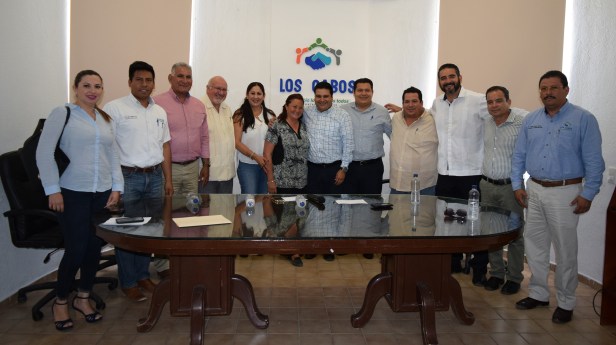INSTALAN  PATRONATO Y COMITÉ TÉCNICO PARA LAS FIESTAS PATRONALES CABO SAN LUCAS 2017.JPG