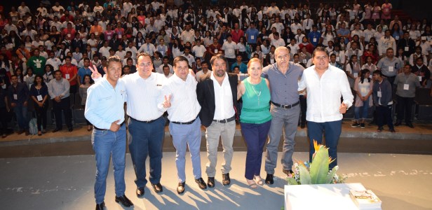 REALIZAN 2º. CONGRESO JUVENTUD LOS CABOS 2017 “CREA EXPERIENCIAS, CONECTA TU MUNDO”.JPG