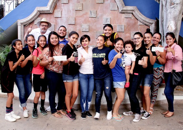 APOYA GOBIERNO MUNICIPAL A TRES EQUIPOS DE BASQUETBOL PARA ASISTIR A COPA ZONKEYS 2017  ..JPG