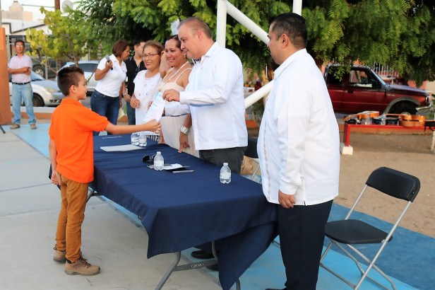 STPS_ Curso Guitarra  Hawaiano  (7).JPG