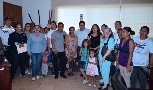 04 MEJORAN LAS CONDICIONES DE VIDA DE FAMILIAS DE CABO FIERRO.JPG