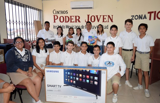 04ENTREGA INJUVE LOS CABOS, EQUIPAMIENTO A CENTRO PODER JOVEN EN CSL.JPG