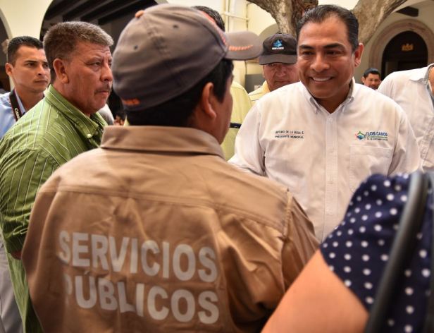01 CUMPLE GOBIERNO MUNICIPAL CON PAGO DE BONOS Y AGUINALDOS A SUS COLABORADORES..jpeg