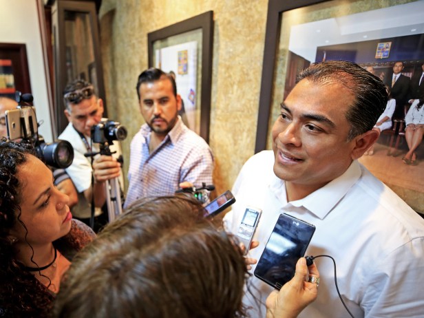 01 GOBIERNO DE LOS CABOS BENEFICIA CON DESCUENTOS EN PREDIAL AL CONTRIBUYENTE CUMPLIDO.jpg