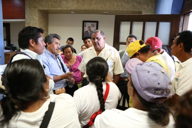 04 RECIBE GOBIERNO DE LOS CABOS A INTEGRANTES DE ASOCIACIÓN ANTORCHA CIUDADANA