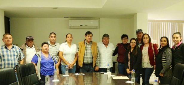 02.- Cordial encuentro sostuvó alcalde Humberto Gutiérrez con directivos de la CROC, atendiendo sus inquietudes.