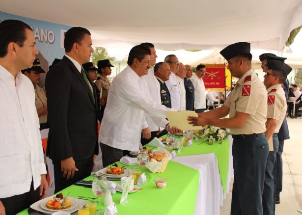 EJERCITO ALCALDE.JPG