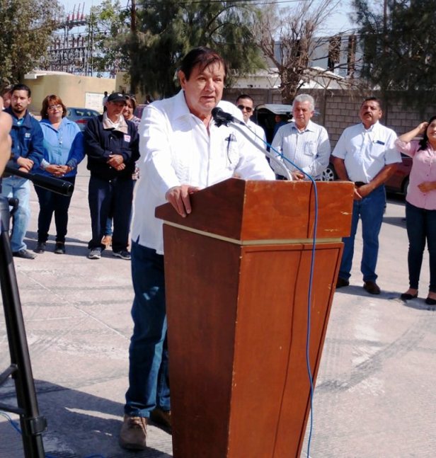 EL ALCALDE DE COMONDU M. HUMBERTO GUTIERREZ B. EN EL ARRANQUE DEL OPERATIVO AGUILA 9 DE SEMANA SANTA SE INVITÓ A VACACIONISTAS A ATENDER RECOMENDACIONES DE AUT. JPG