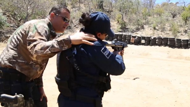 01 MANTIENE DGSPPPYTM CAPACITACIÓN Y ADIESTRAMIENTO A SUS ELEMENTOS