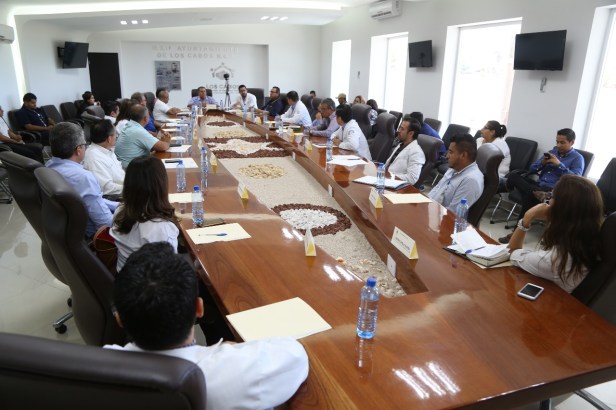 01 TRABAJO CONJUNTO GOBIERNO MUNICIPAL E INSTITUCIONES DE SALUD EN TEMPORADA DE HURACANES 2018