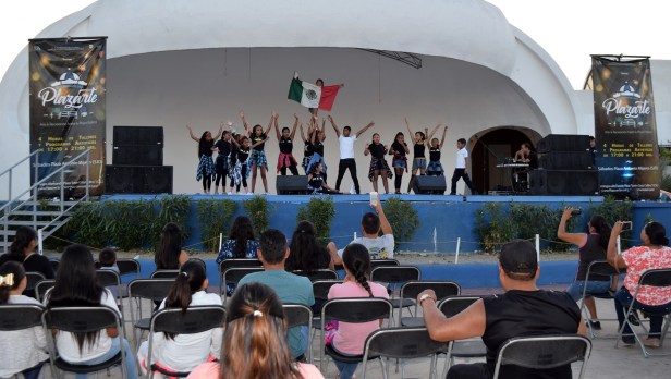 02 “PLAZARTE” UNA OPORTUNIDA DE FORTALECER NUESTROS LAZOS COMO COMUNIDAD