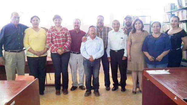 02.- Personal de Archivo Histórico, duranet posesión del nuevo coordinador, Lic. Víctor Manuerl Camacho Serrato.