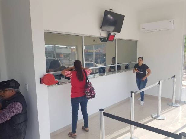 04.- Mejores ciondciones para el empleado para brindar mejor atención al los usuarios, en modernas y funcionales oficinas de SAPA.