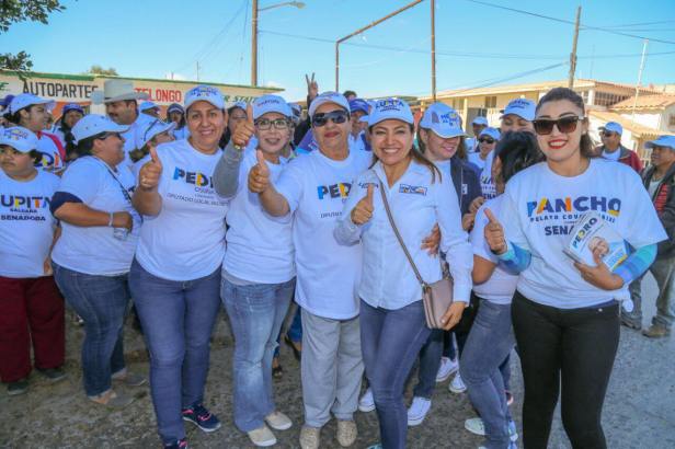 32207701_10155702751792635_603000055305076736_n (1).jpg