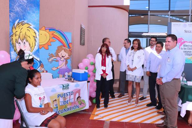 VACUNACIÓN LOS CABOS.jpg