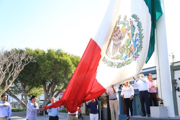 06 ACTO CÍVICO, A CARGO DE LA DIRECCIÓN DE REGISTRO PÚBLICO DE LA PROPIEDAD Y COMERCIO..jpeg