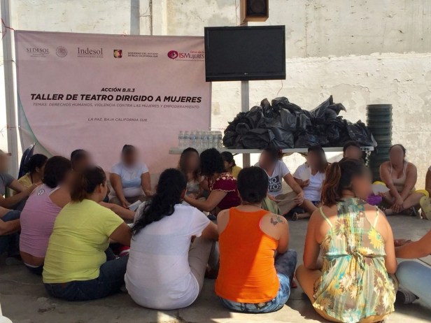 TEATRO ISMUJERES.jpg