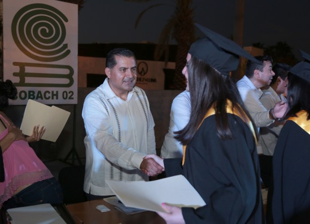 02 EL FUTURO LOS ESPERA, VAYAN A SU ENCUENTRO Y HAGANLO SUYO LAGR