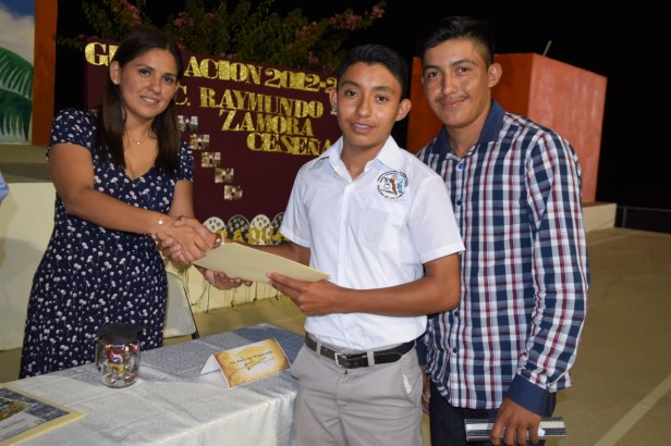 04 AUTORIDADES DELEGACIONALES PRESIDEN CLAUSURAS EN LA COMUNIDAD DE LA CANDELARIA