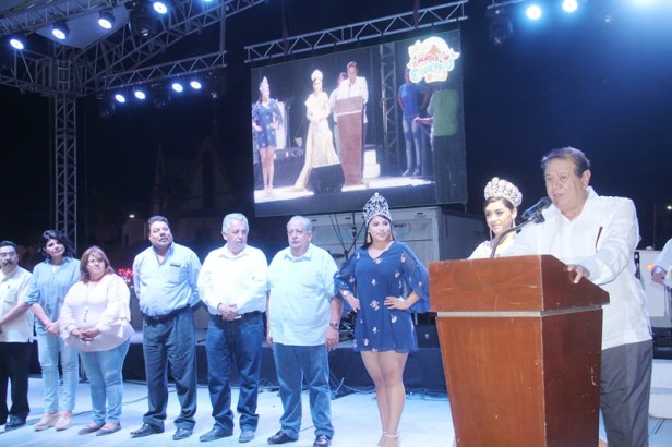 01.- La ciudanía le dio rostro y corazón a la Expo Comondú, señalo el alcalde, Humberto Gutiérre durane el acto de clausura e la fiesta..JPG