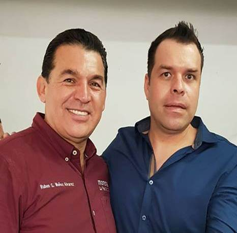 buró político 13-8