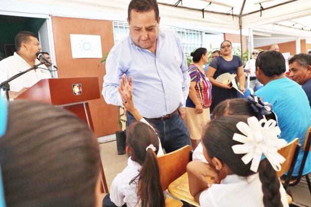 PRINCIPAL CMD  ESCUELA.jpg