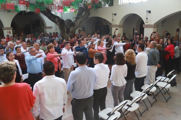 01 TOMAN PROTESTA NUEVOS SERVIDORES PÚBLICOS DE LA XIII ADMINISTRACIÓN.jpeg