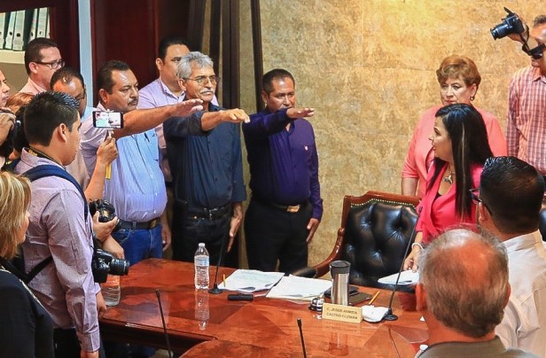 03 SE NOMBRAN A LOS ENCARGADOS DE DESPACHO DE LAS DELEGACIONES MUNICIPALES DE LOS CABOS.jpeg