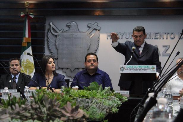 TOMA DE PROTESTA RUBÉN MUÑOZ ÁLVAREZ (2) (1).jpeg