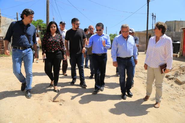 01 EN 2019 EL PROGRAMA INTEGRAL DE MEJORAMIENTO URBANO, DARÁ CERTIDUMBRE A LA TENENCIA DE LA TIERRA Y MEJORA DE VIVIENDA EN LOS CABOS.jpeg