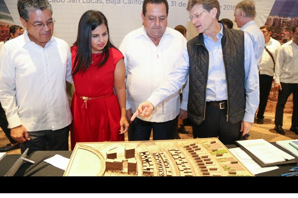 02 PRESENTAN PROYECTO “VIVIENDA PARA LOS CABOS”.jpg