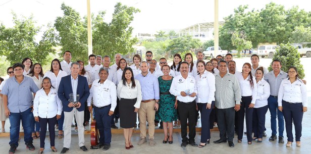 02 PRESIDE ALCALDESA ANIVERSARIO 10 + 1 DE LA ESCUELA SECUNDARIA TÉCNICA 21..jpg