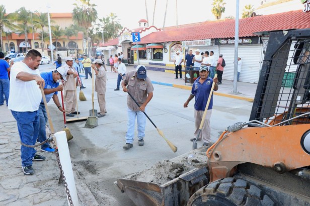 02 SOCIEDAD Y GOBIERNO SE SUMAN AL COMPROMISO DE MANTENER LIMPIO EL MUNICIPIO..jpeg
