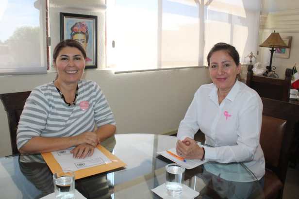 Reunion de Alcaldesa con Derechos Humanos en Loreto.JPG