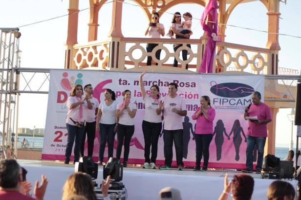 SEXTA MARCHA ROSA  (14).jpg
