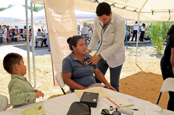02 ACERCA DIF LOS CABOS LOS DIFERENTES SERVICIOS A LA POBLACIÓN...jpg