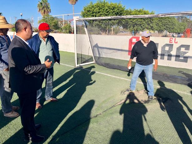 Alcalde rehabilitará campos deportivos3.jpg