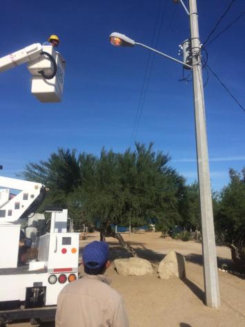 ALUMBRADO EN ZONA RURAL (2)