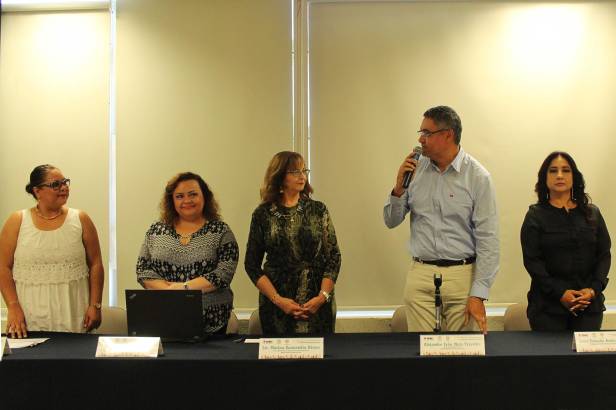 CONFERENCIA DE DERECHOS HUMANOS (1).jpg